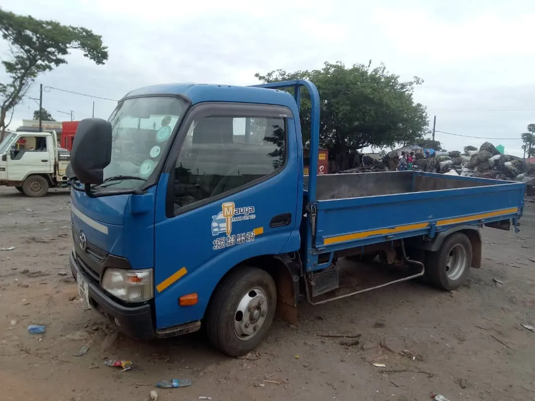 Toyota Toyoace Truck hire